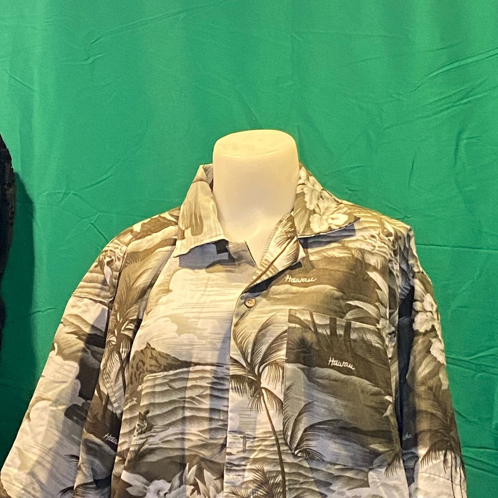 Hawaiian shirt